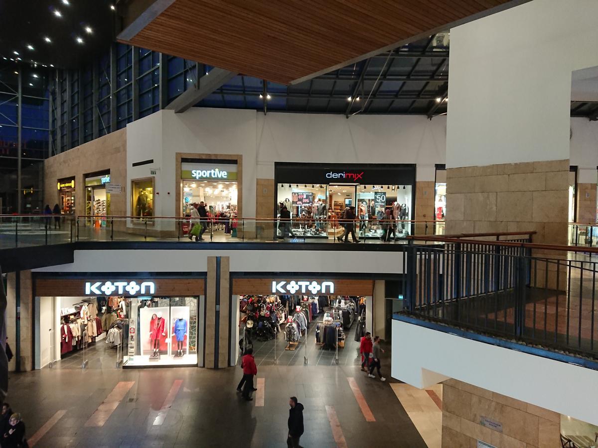 Sari Konak 61 Trabzon Kültér fotó
