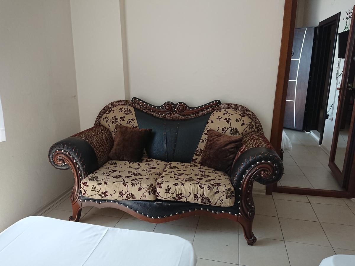 Sari Konak 61 Trabzon Kültér fotó